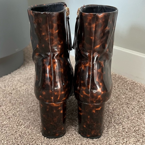 Lulu's Tortoise Shell Ankle Boots - Picture 7 of 9